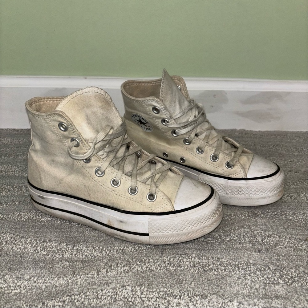 Converse Chuck Lift Platform Off White Women’s High Top Sneakers Sz 6